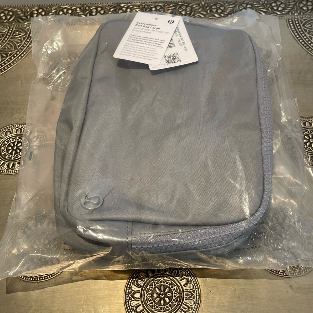 Lululemon Everywhere Belt Bag Large 2L Rhino Grey SOLD OUT NWT